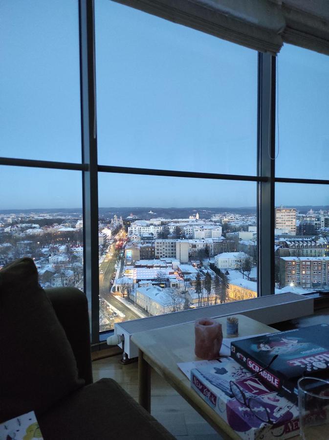 Luxury Apartment In Skyscraper Vilnius Exterior photo